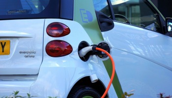 Mantenimiento de un coche eléctrico: ¿qué debemos revisar? 